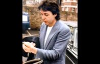 Famous Groupies – Paul McCartney&Wings
